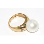 18ct yellow gold, pearl and pink diamond ring weight: approx 5.8 grams, size: M-N/6