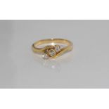 Vintage 18ct yellow gold & diamond ring weight: approx 3.9 grams, size: Q-R/8 (not marked but tested
