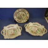 Three Victorian 'Indian Tree' serving plates 30.5cm wide (largest)