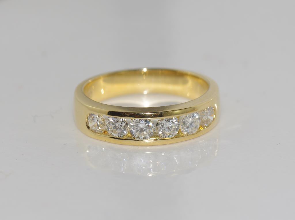 18ct yellow gold, 6 diamond ring set with 6 brilliant cut diamonds, TDW=1.00ct H/ SI1, weight: