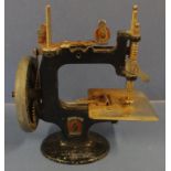 Vintage Peter Pan cast metal toy sewing machine