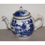 Chinese 18th C export ware teapot with blue & white decoration, 15cm high approx.