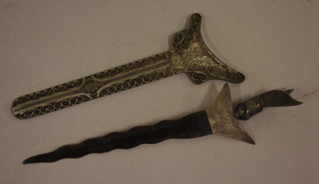 Thai silver & horn letter opener 21cm long approx.