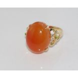 18ct yellow gold and golden jade ring with green tsavorite and Chinese certificate, weight: approx
