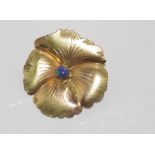 9ct gold pansy brooch set with black opal (meaning thoughts), weight: 1.79 grams