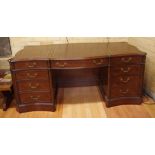 Antique style pedestal desk with 7 drawers (including 2 filing drawers), divides into 5 parts for