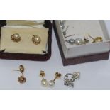Two pairs of pearl and gold studs (9ct & 10ct) with a 9ct gold pair of earring, total weight: 5.8
