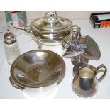 Silver plated sauce dish together with 4 silver plated items