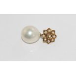 Edwardian 14ct gold pendant with south sea pearl 14mm, size: 3.5cm including bale