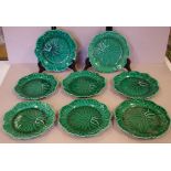 Eight Wedgwood green Majolica leaf plates 20cm diameter approx.