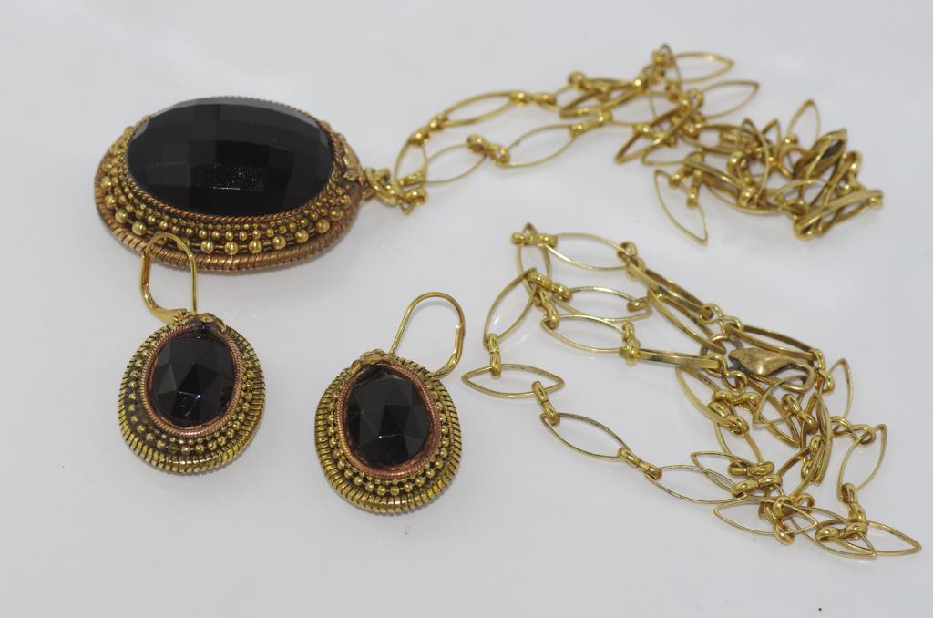 Vintage reversable pendant and earring set with extension chain - Image 2 of 3