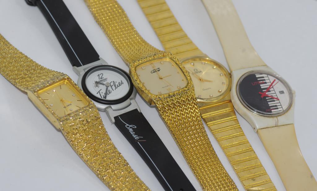 Five various fashion watches including watch marked "Gucci" together with a vintage vrooch