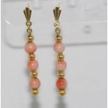 Hallmarked 9ct yellow gold and coral drop earrings with hinged back, weight: approx 1.17 grams