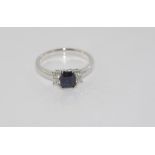 18ct white gold octagonal sapphire & diamond ring comprising Inverell sapphire =0.82cts, 4