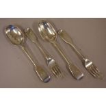 Quantity of Victorian sterling silver flatware comprising 2 spoons & 2 forks, various London