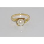 Vintage 18ct yellow gold pearl & diamond ring weight: approx 3.5 grams, size: P-Q/8