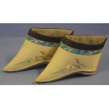 Pair of vintage Chinese embroidered shoes L20cm approx