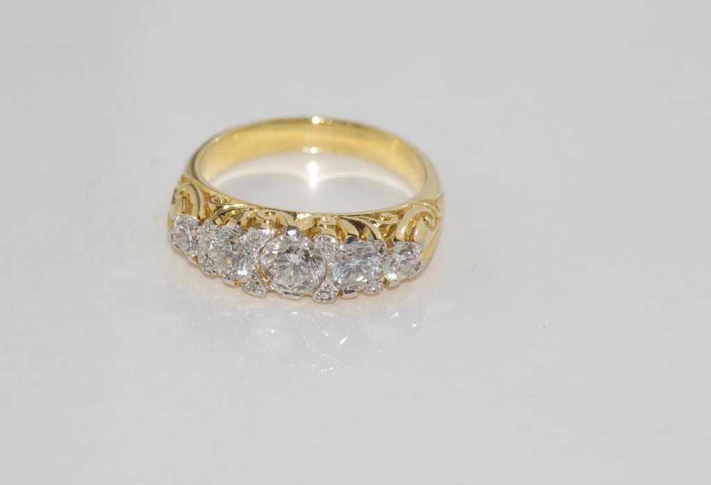 18ct yellow gold antique style diamond ring set with centre diamond 0.39ct, total diamonds=1.00ct - Image 3 of 3