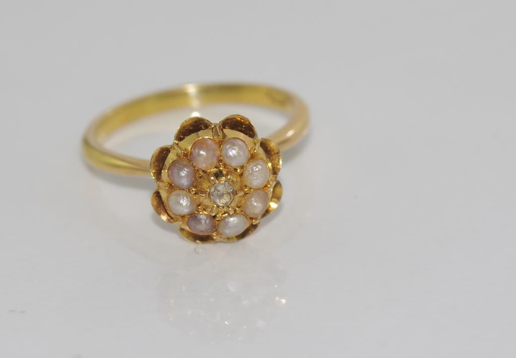 18ct yellow gold, diamond & pearl ring weight: approx 4.94 grams, size: P-Q/8