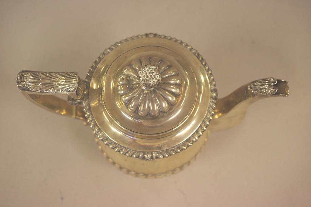 George III Scottish sterling silver coffee pot - Image 4 of 5
