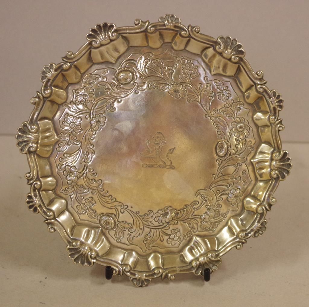 Early George III sterling silver waiter salver - Image 2 of 5