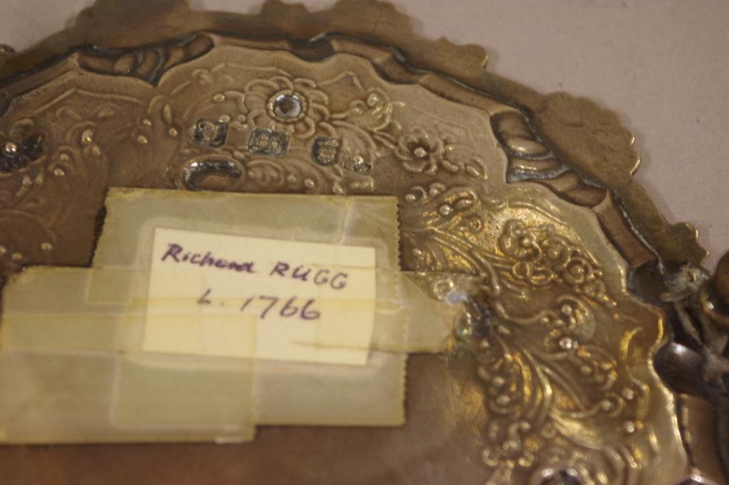 Early George III sterling silver waiter salver - Image 5 of 5