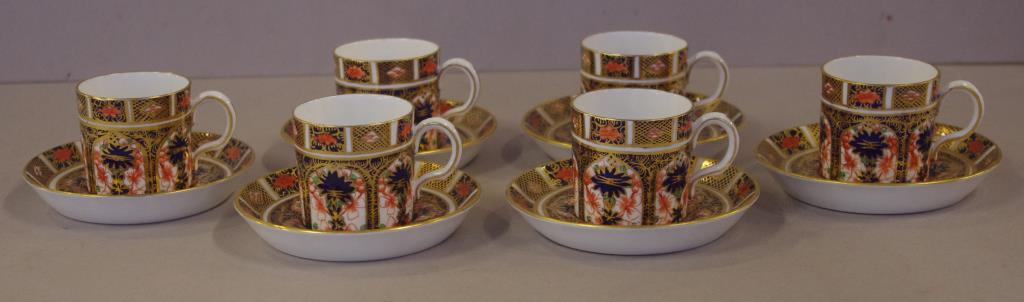 Six Royal Crown Derby Imari coffee cups & saucers