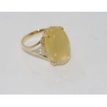 18ct yellow gold and golden jade ring