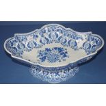 Spode 'Lattice Scroll' pattern footed bowl