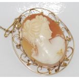 Large antique carved shell cameo brooch,