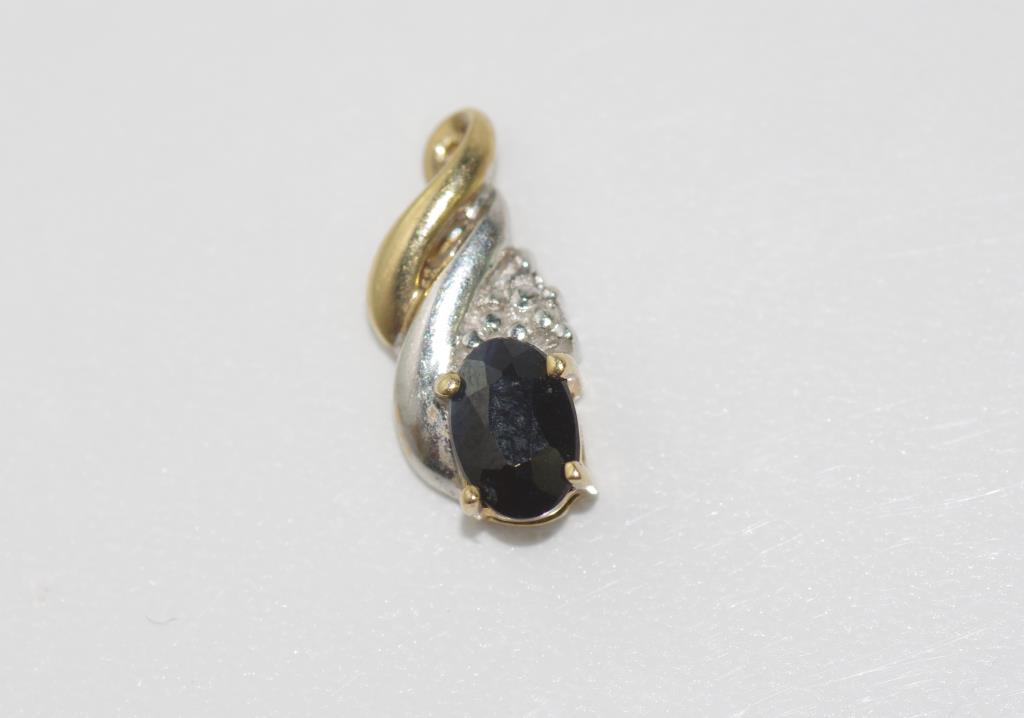 9ct yellow gold, sapphire pendant - Image 2 of 2