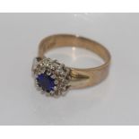 9ct yellow gold & synthetic sapphire ring