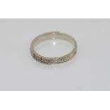 Vintage 18ct white gold band with engraving