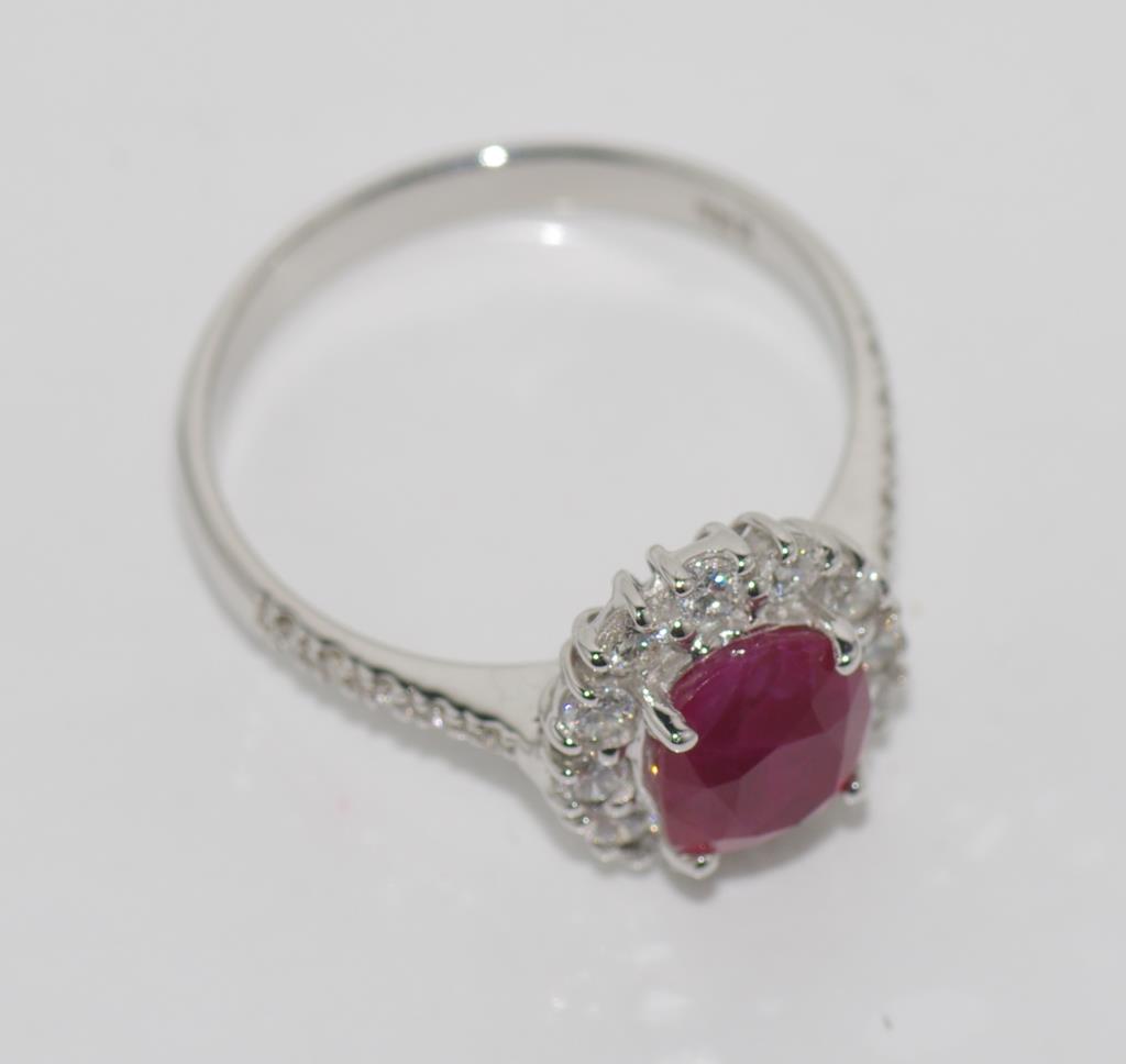 Good oval ruby & diamond cluster ring - Image 6 of 6