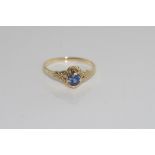 9ct yellow gold, ring set with blue stone