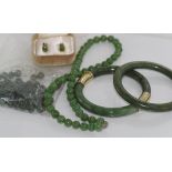 Various green stone jewellery