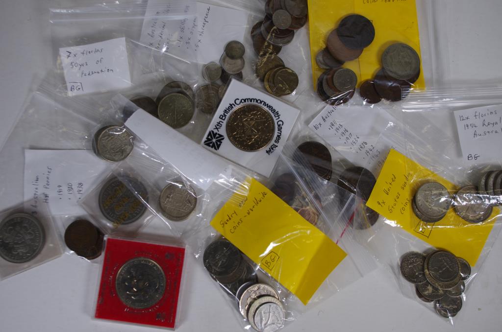 Quantity of Australian & world coins - Image 3 of 4