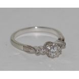 18ct white gold diamond ring