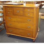 Vintage oak chest of drawers