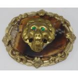 Victorian gilt metal and agate brooch