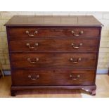 Good George III mahogany chest of drawers