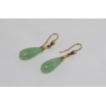 Vintage 14ct gold and jade drop earrings