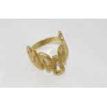 18ct yellow gold retro ring