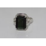 14ct white gold, green tourmaline & diamond ring