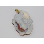 Cameo pendant with 9ct gold bale