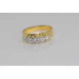 18ct yellow gold, 5 diamond ring