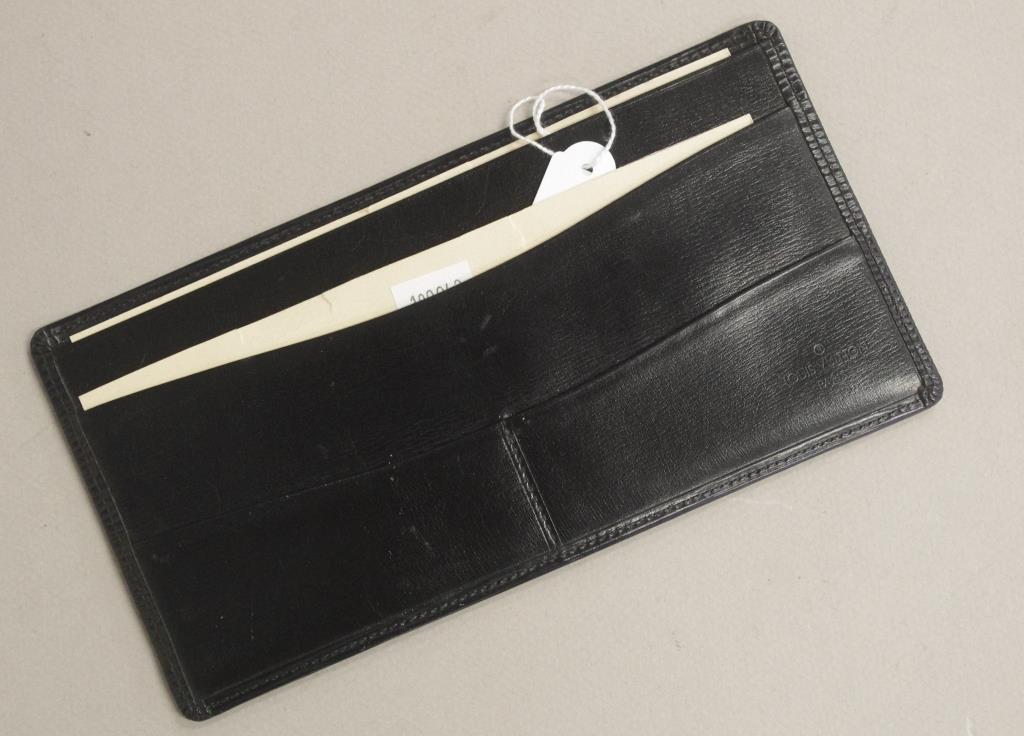 Louis Vuitton black Epi leather flat pocket wallet - Image 2 of 4