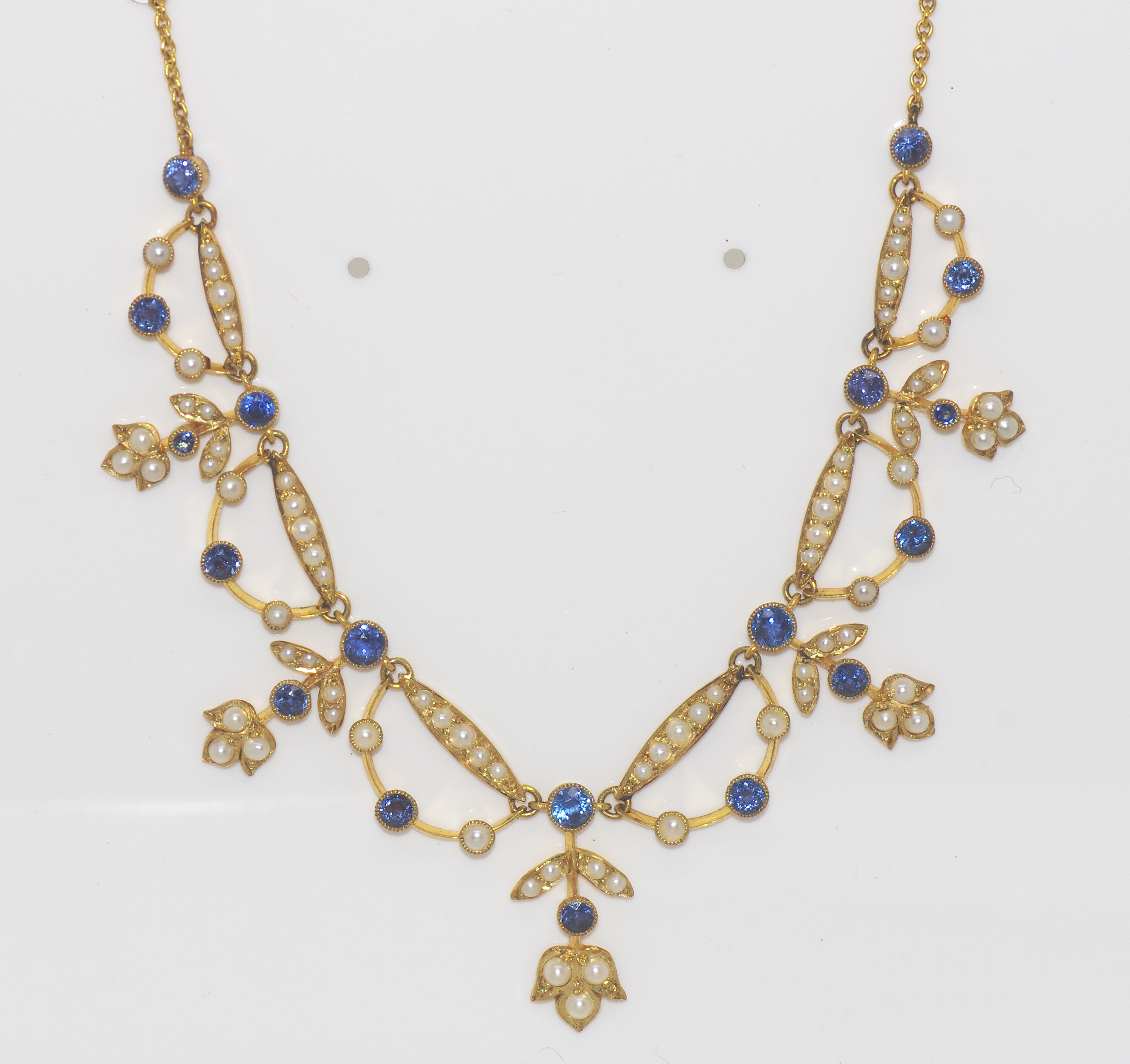 Edwardian gold, sapphire & pearl necklace - Image 3 of 5