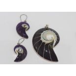 Silver and purple shell pendant &earring set