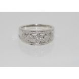 18ct white gold diamond dress ring